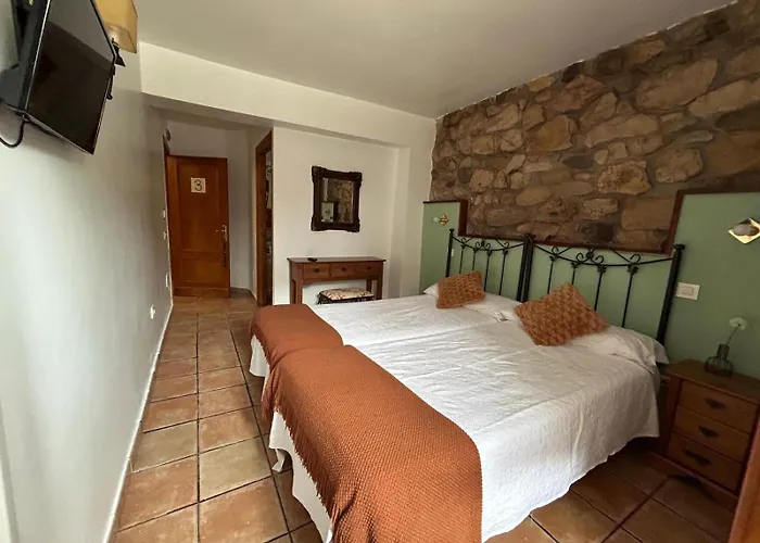 Pensión La Estela De Barros Corrales De Buelna