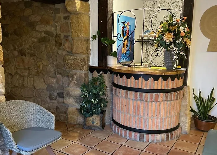 Pensión La Estela De Barros Corrales De Buelna